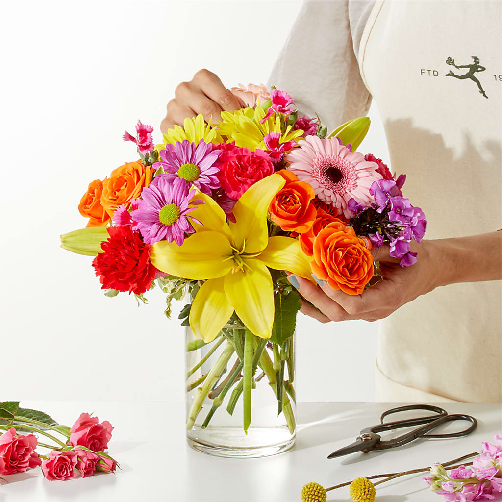 Cue the Confetti - A Florist Original – St Lucie Flower Venue And Gifts, Fort Pierce FL