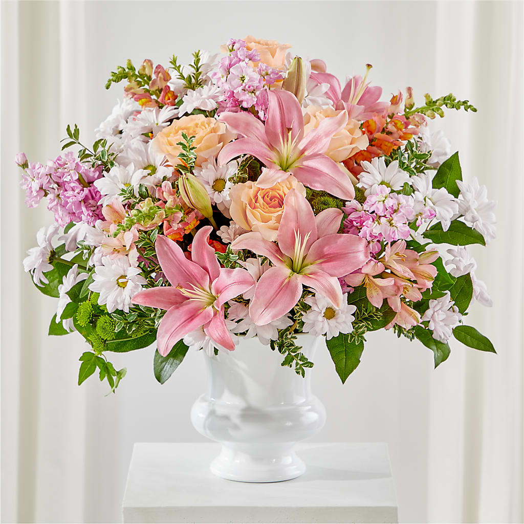 Heartfelt Gesture Urn Arrangement – St Lucie Flower Venue And Gifts, Fort Pierce FL